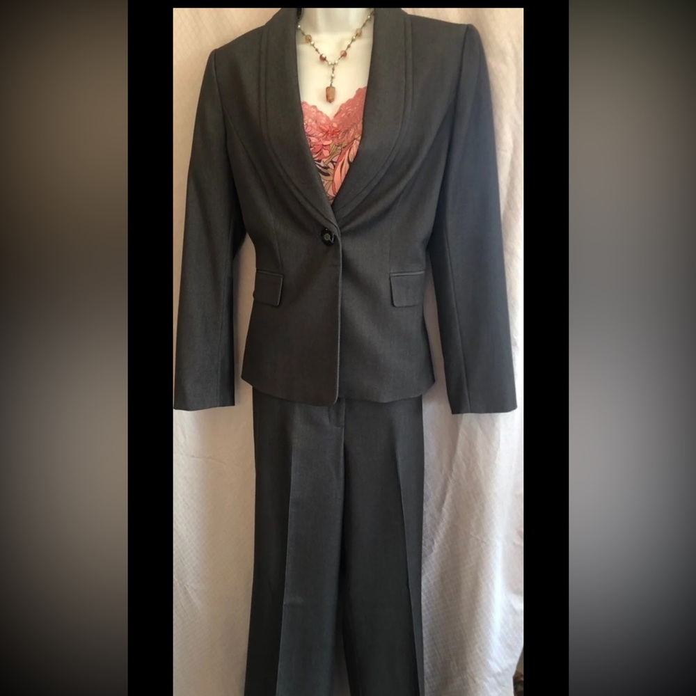 LK NEW Tahari 2pc Choc Brown Pants Suit Size 8